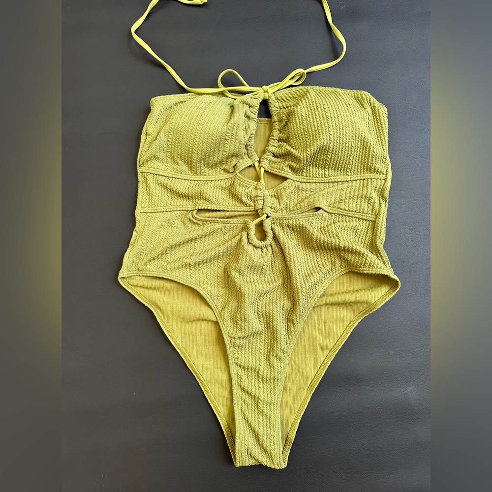 New Olive Green One Piece Swimsuit. Flattering Fit. XL rt $55 NWOT - Picture 2 of 6